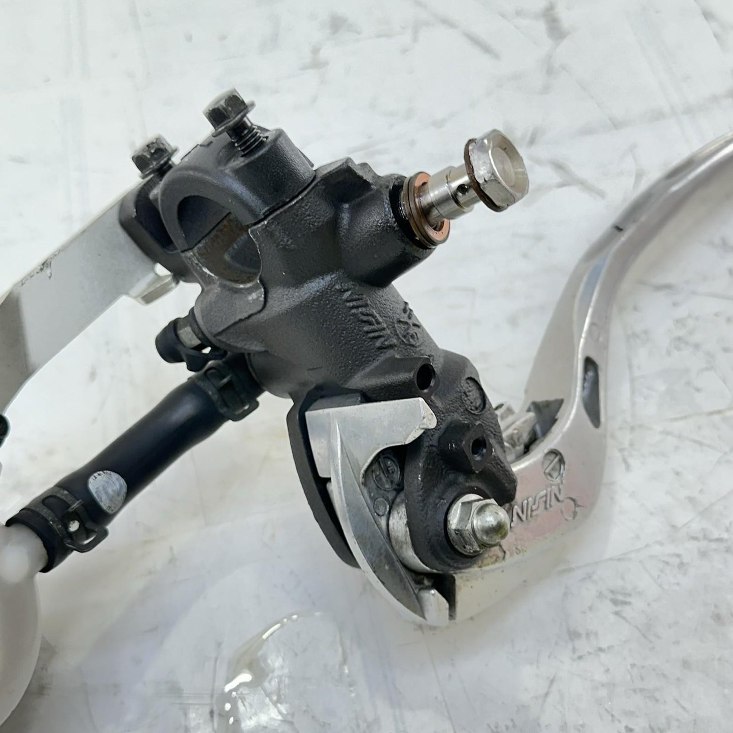 2017 - 2019 HONDA CBR1000RR FRONT BRAKE MASTER CYLINDER RESERVOIR LEVER STOCK