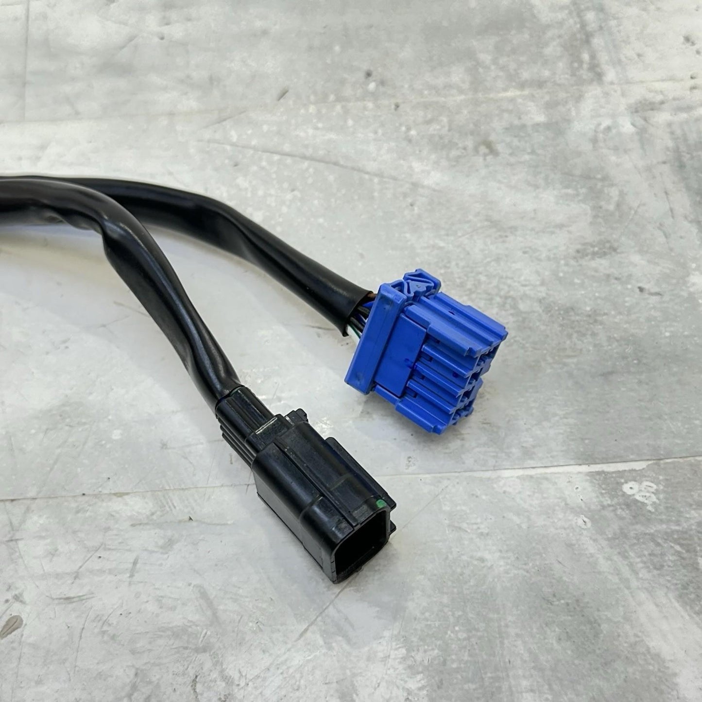 2017 - 2019 HONDA CBR1000RR LEFT SWITCH LIGHT HORN INDICATOR CONTROL *SCUFFED*