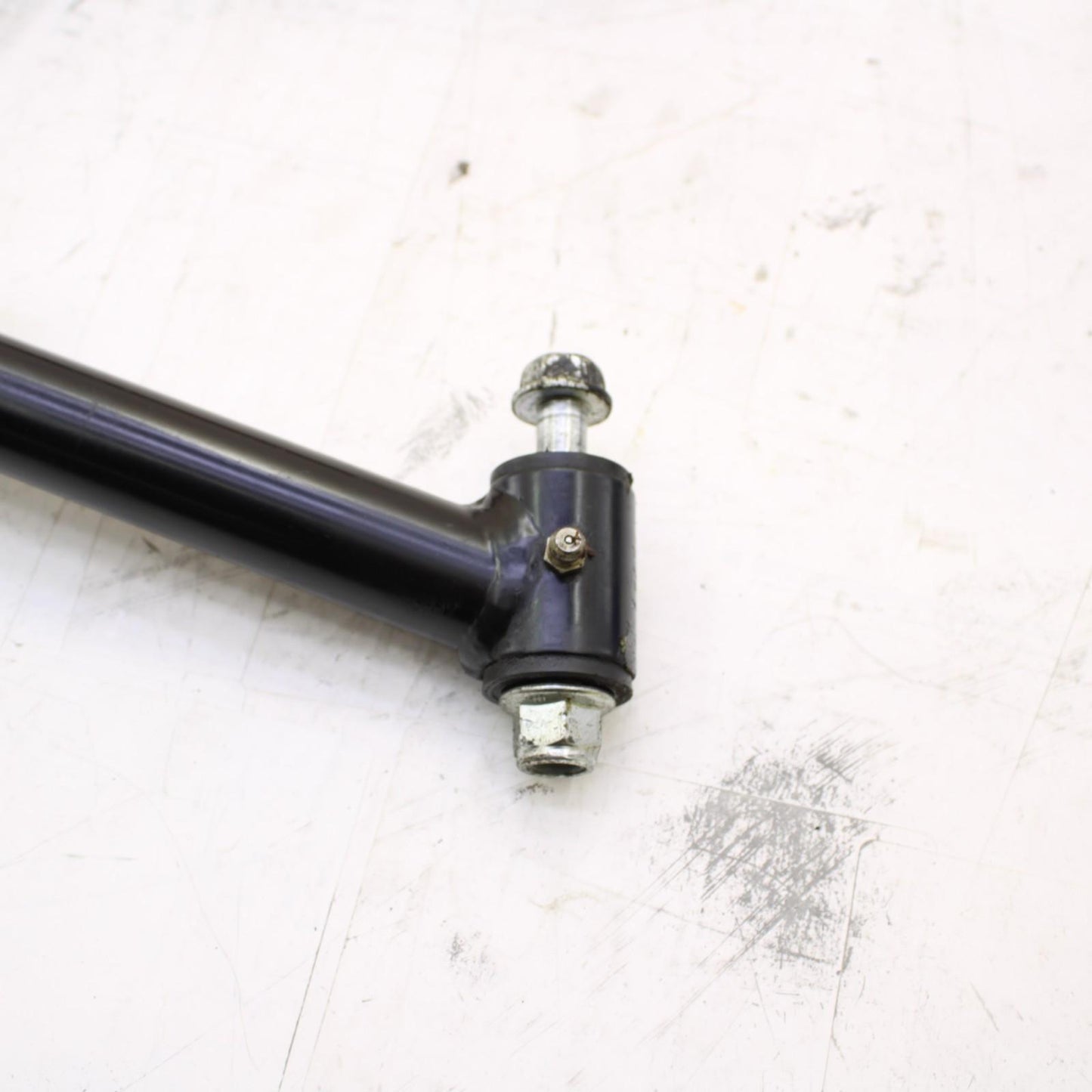 2008 CAN-AM SPYDER GS990 FRONT LOWER CONTROL ARMS LEFT RIGHT BLACK STRAIGHT