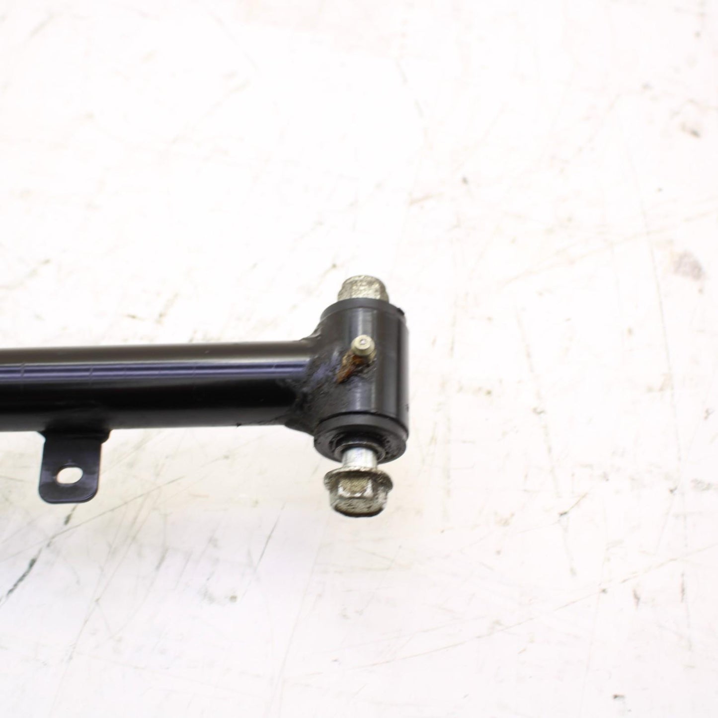 2008 CAN-AM SPYDER GS990 FRONT LOWER CONTROL ARMS LEFT RIGHT BLACK STRAIGHT