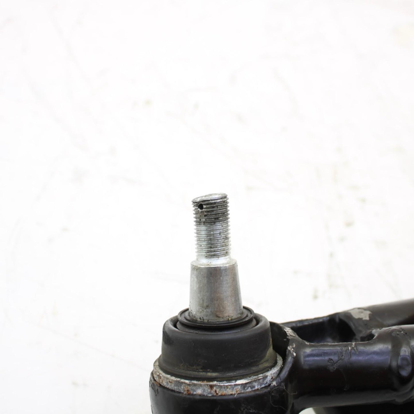 2008 CAN-AM SPYDER GS990 FRONT LOWER CONTROL ARMS LEFT RIGHT BLACK STRAIGHT