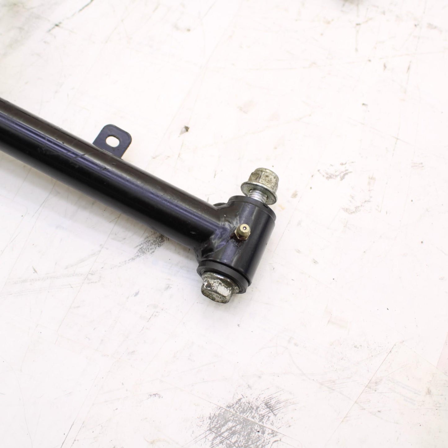 2008 CAN-AM SPYDER GS990 FRONT LOWER CONTROL ARMS LEFT RIGHT BLACK STRAIGHT