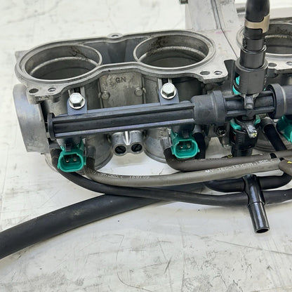 2017 - 2019 HONDA CBR1000RR THROTTLE BODY FUEL INJECTORS GAS LINES HOSES STOCK