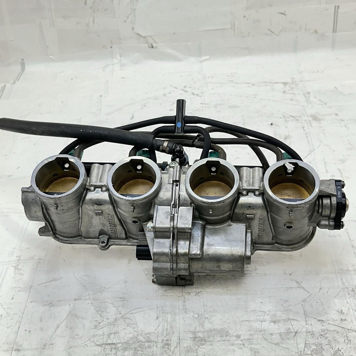 2017 - 2019 HONDA CBR1000RR THROTTLE BODY FUEL INJECTORS GAS LINES HOSES STOCK