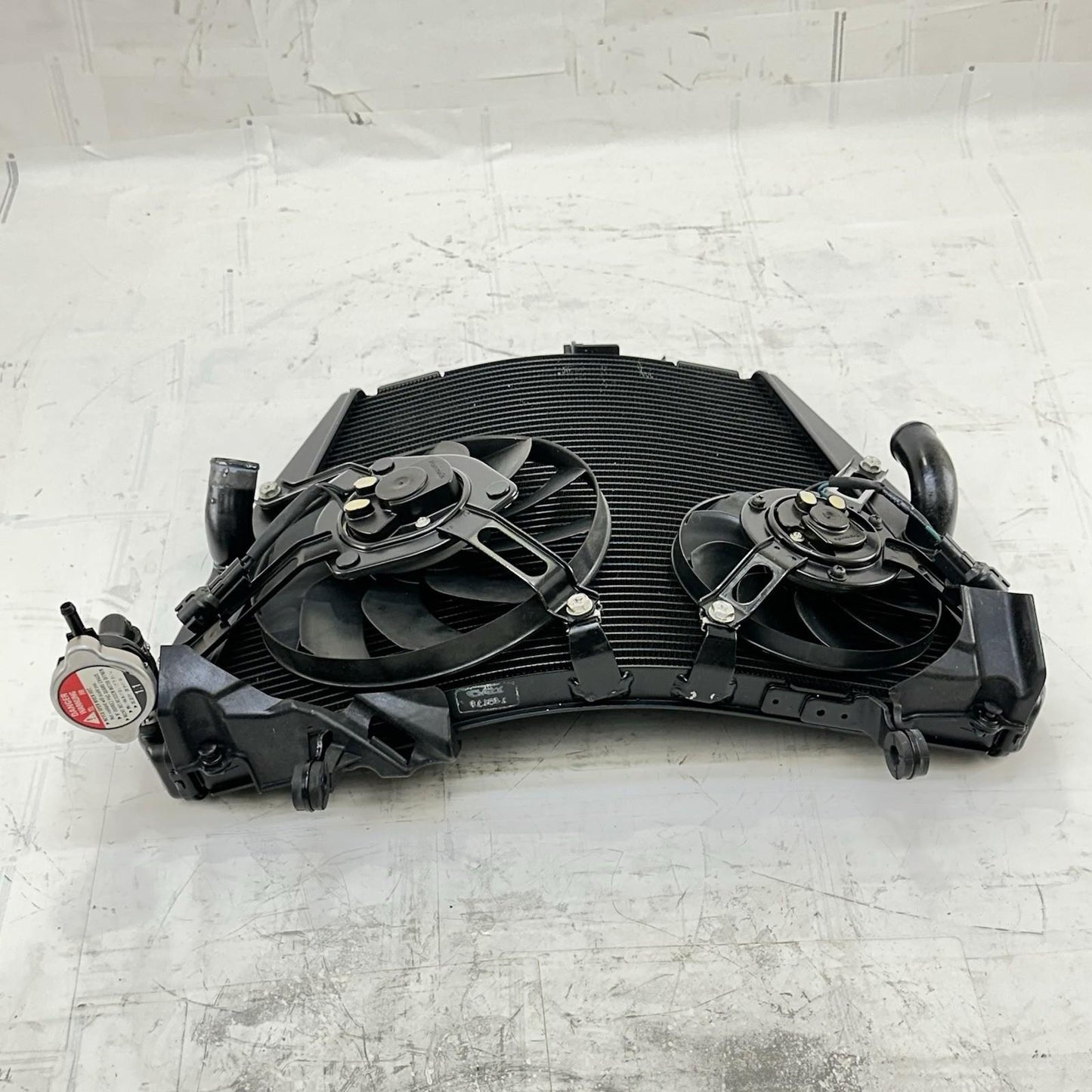 2017 - 2019 HONDA CBR1000RR RADIATOR FANS ENGINE MOTOR COOLING BLACK STOCK