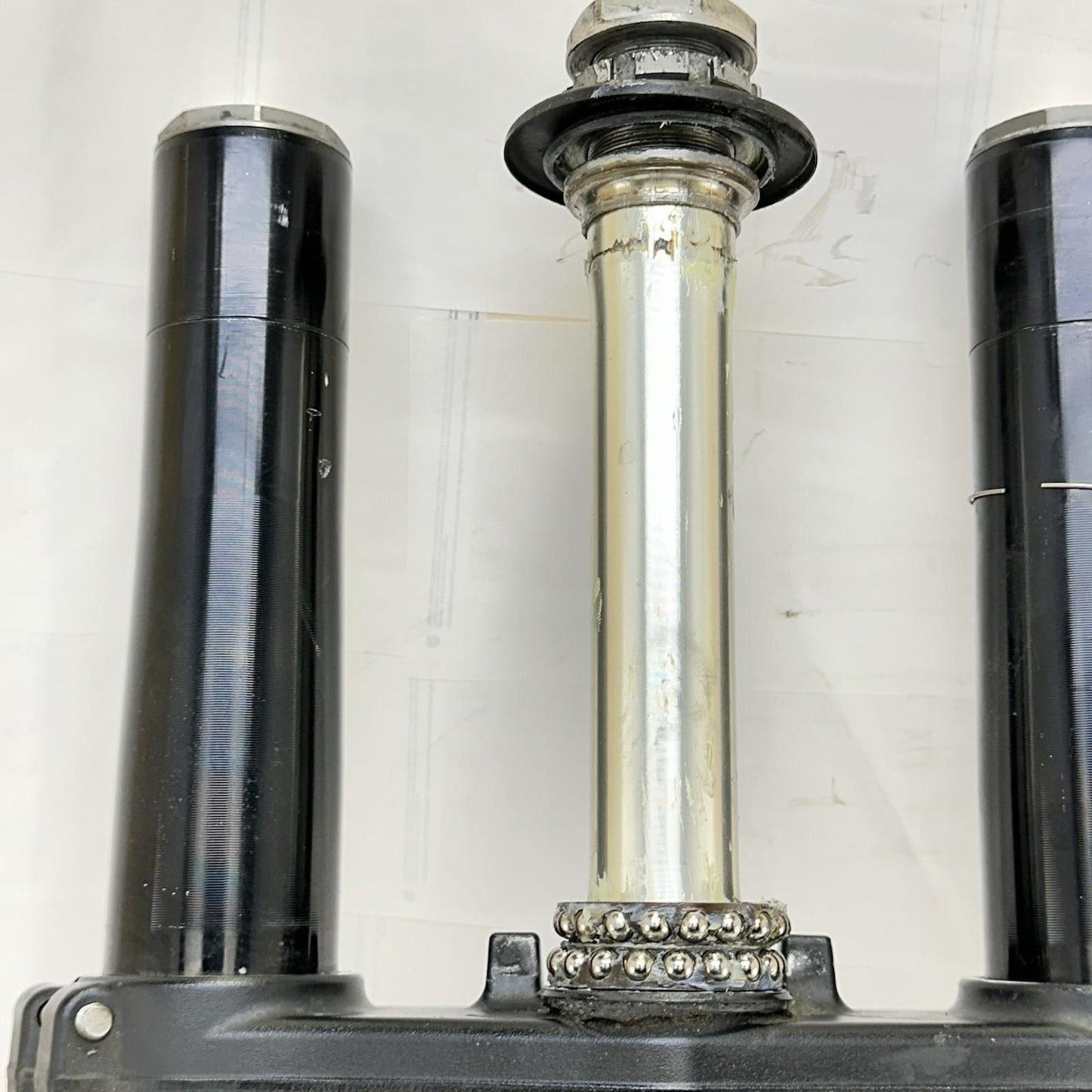 2017 - 2019 HONDA CBR1000RR FRONT FORKS LOWER TRIPLE TREE SUSPENSION SET STOCK