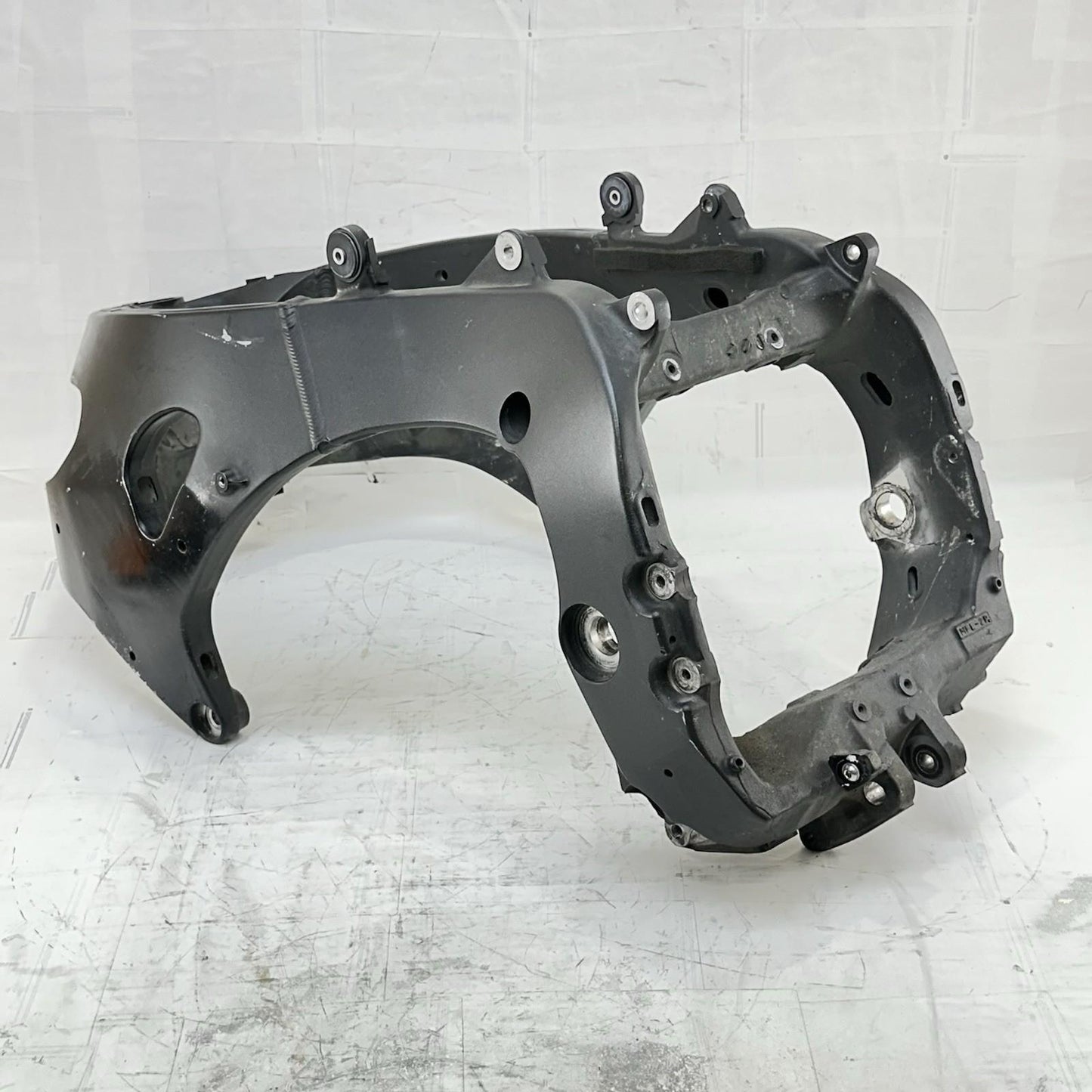 2017 - 2019 HONDA CBR1000RR MAIN FRAME BODY CHASSIS BLACK STOCK OEM