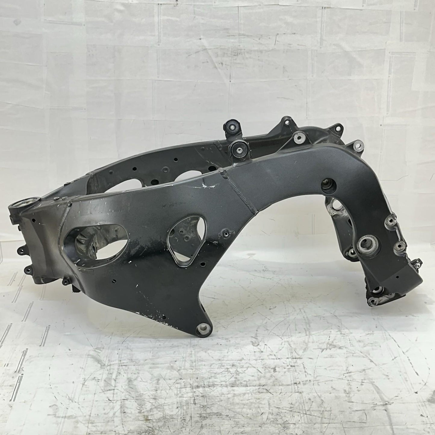 2017 - 2019 HONDA CBR1000RR MAIN FRAME BODY CHASSIS BLACK STOCK OEM