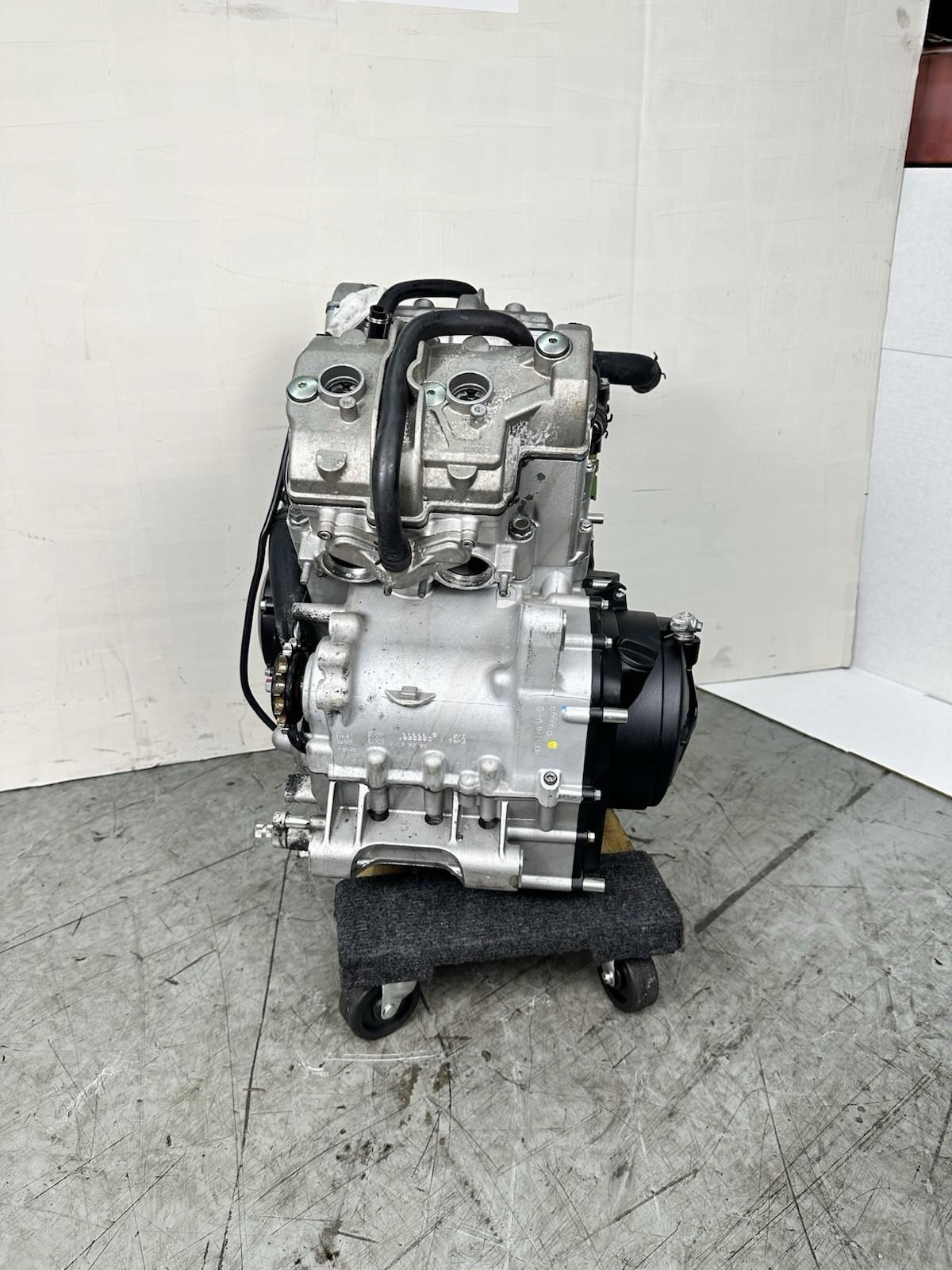 2021 - 2023 APRILIA TUONO V4 ENGINE MOTOR ABOUT 1000 MILES *TESTED COMPRESSION*