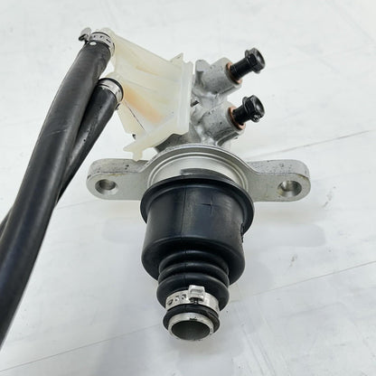 2016 CAN-AM SPYDER RT REAR BRAKE MASTER CYLINDER RESERVOIR BACK