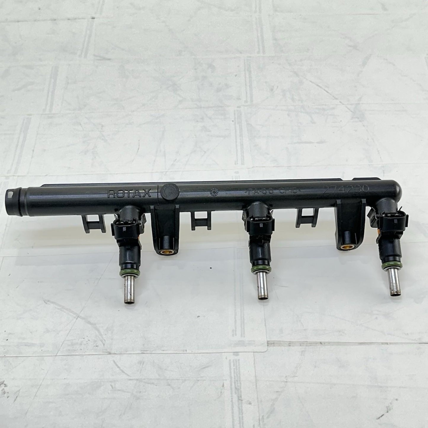 2016 CAN-AM SPYDER RT FUEL INJECTORS RAILING GAS PETROL SET STOCK OEM