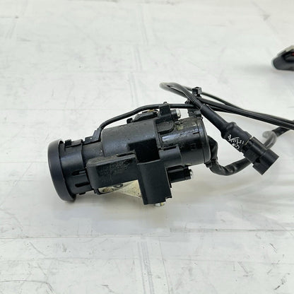 2016 CAN-AM SPYDER RT IGNITION LOCK SET KEY CARGO TRUNK LATCH RELEASE HANDLE