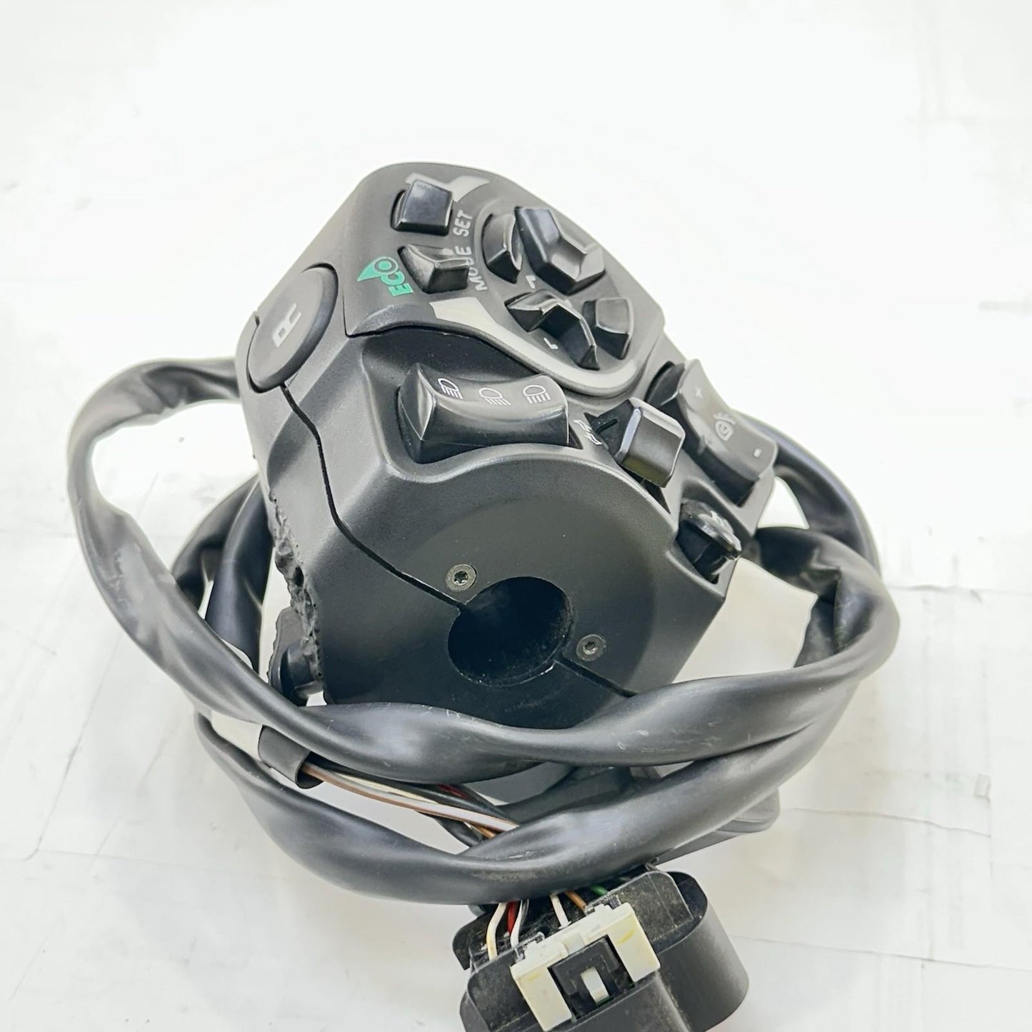 2016 CAN-AM SPYDER RT LEFT SWITCH LIGHTS HORN MODE CONTROL BUTTONS *DAMAGE*