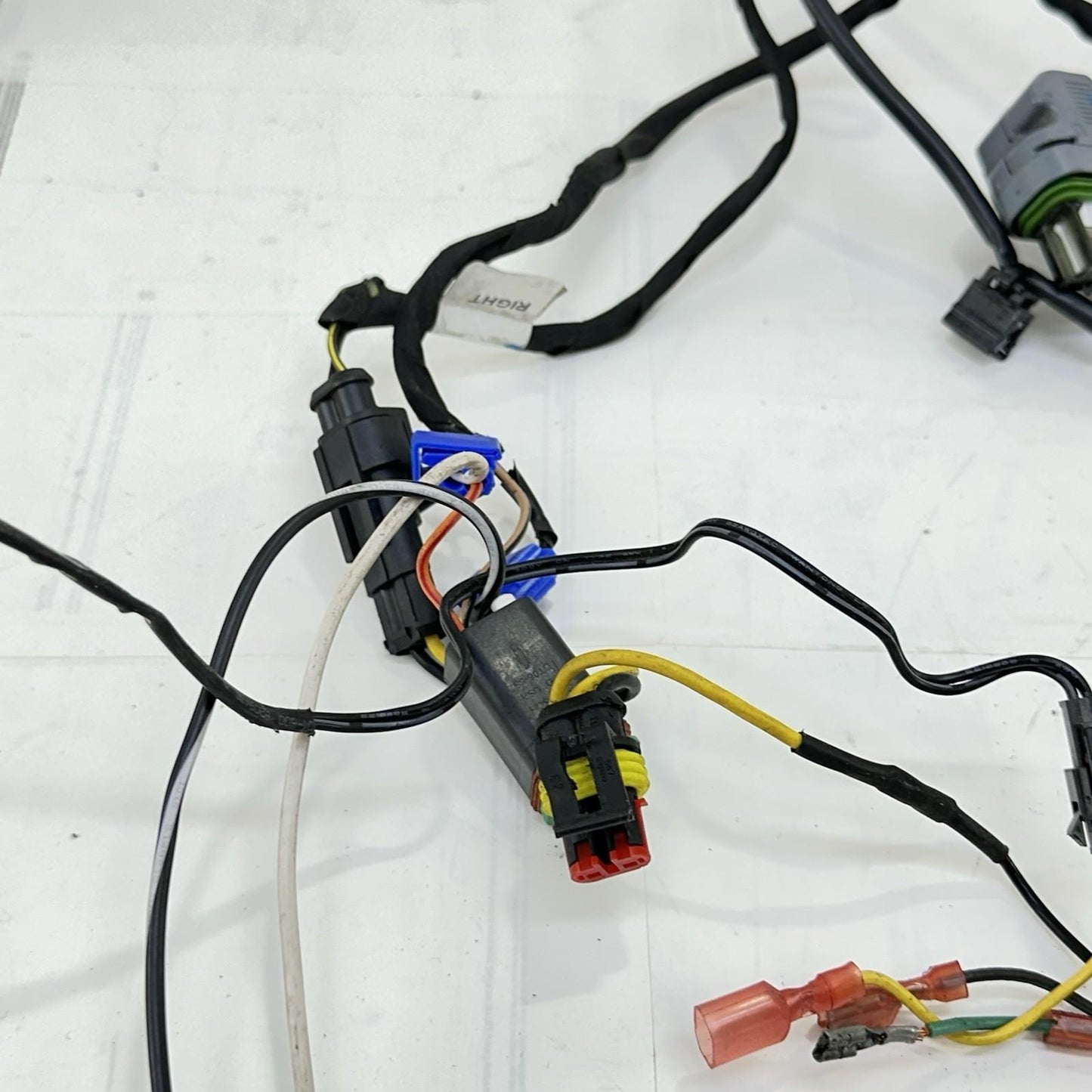 2016 CAN-AM SPYDER RT WIRING HARNESS ENGINE MOTOR WIRE LOOM CONNECTORS