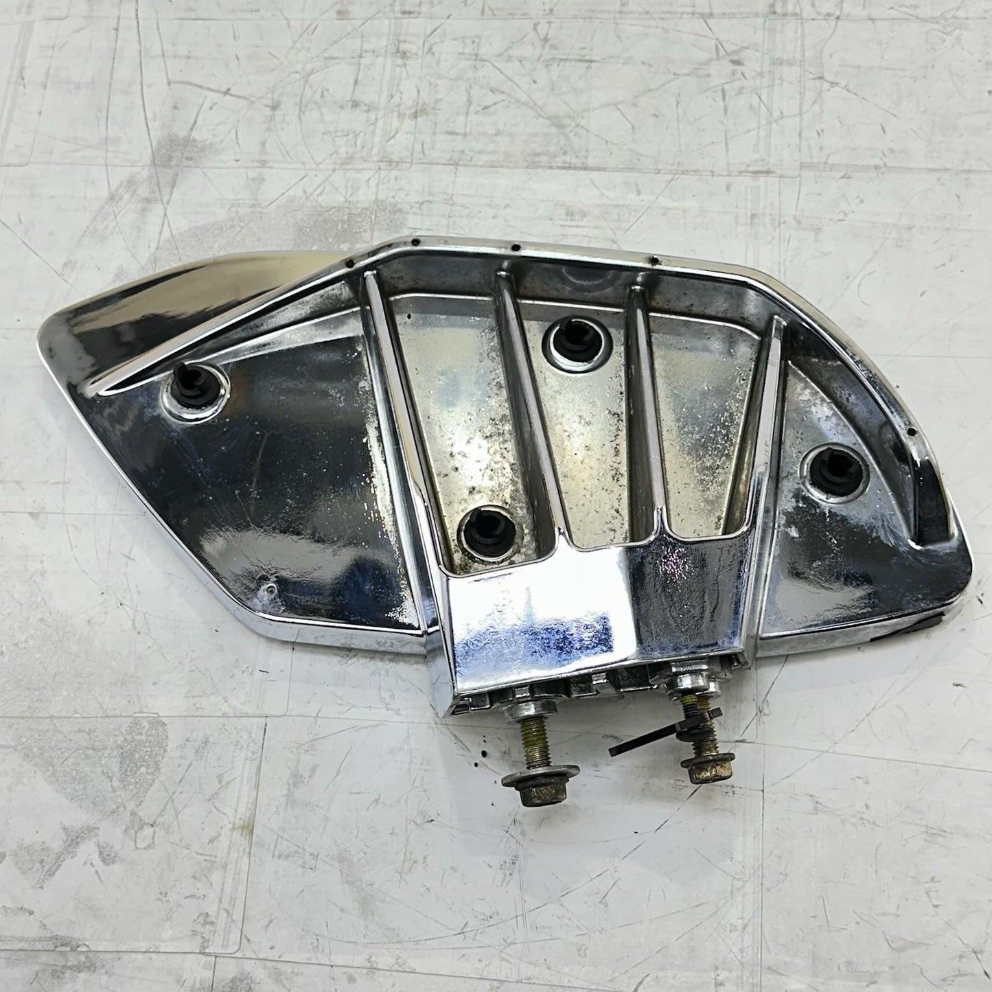2016 CAN-AM SPYDER RT DRIVER FOOT REST FRONT LEFT RIGHT SET LEG FLOOR BOARDS