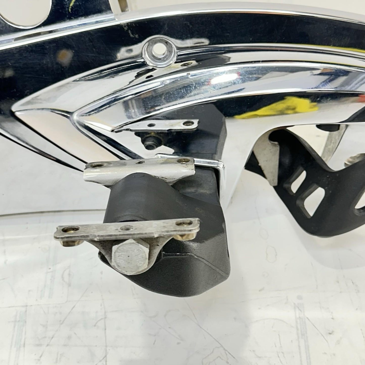 2016 CAN-AM SPYDER RT RIGHT FOOT REST BRACKET MOUNT BRAKE PEDAL CHROME STOCK
