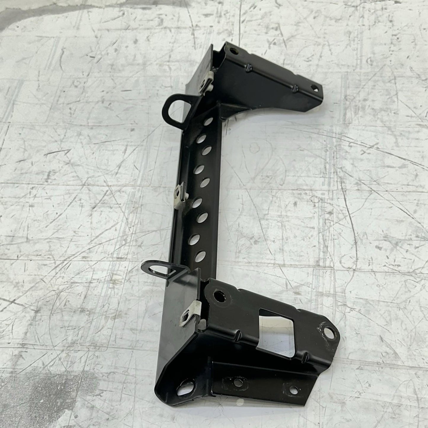 2016 CAN-AM SPYDER RT BRACKET SUPPORT MOUNT FRAME BODY BLACK STOCK