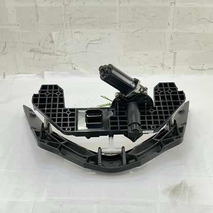 2016 CAN-AM SPYDER RT FRONT SERVO WINDSHIELD MOTOR RAISE LOWER FRONT BRACKET