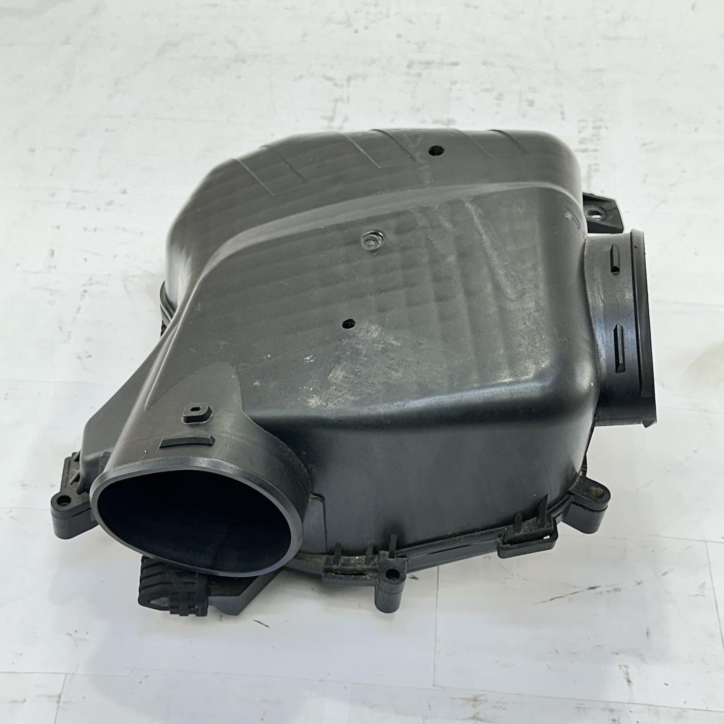 2016 CAN-AM SPYDER RT RIGHT AIR INTAKE SILENCER ASSY BLACK STOCK