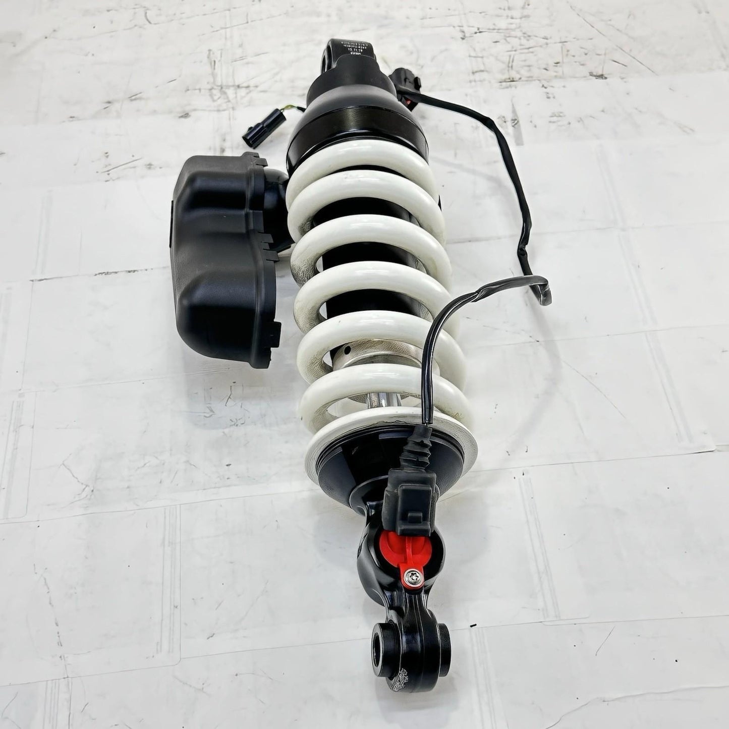 2017 - 2019 KTM 1290 SUPER DUKE GT REAR SHOCK BACK SUSPENSION ABSORBER STOCK