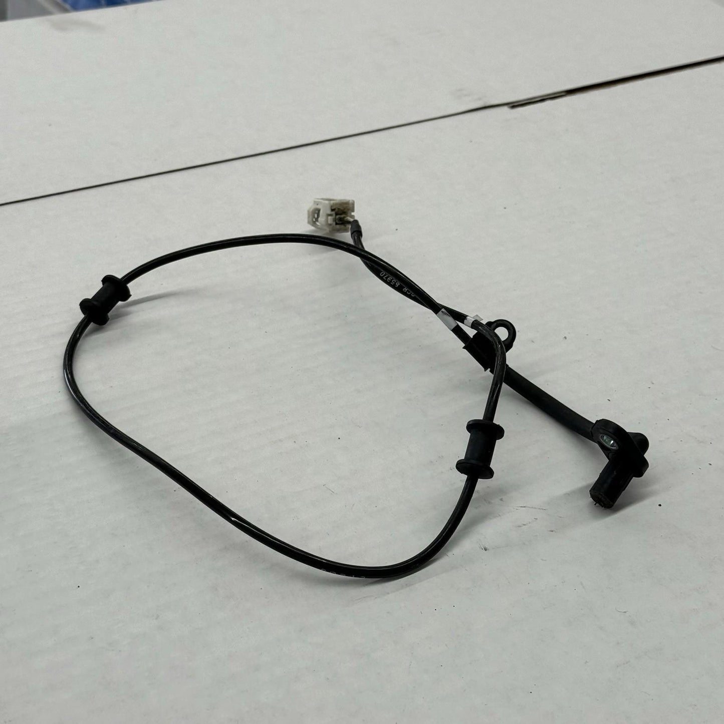 2015 - 2024 YAMAHA YZF R1 FRONT ABS BRAKE WHEEL SPEED SENSOR 2CR-85970-01