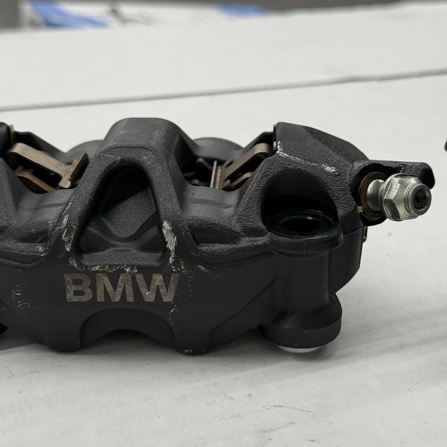 2020 - 2025 BMW S1000RR FRONT BRAKE CALIPER SET LEFT RIGHT BRAKING UNIT STOCK