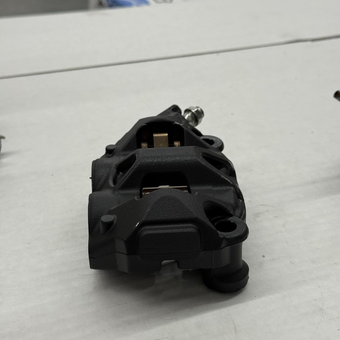 2020 - 2025 BMW S1000RR FRONT BRAKE CALIPER SET LEFT RIGHT BRAKING UNIT STOCK