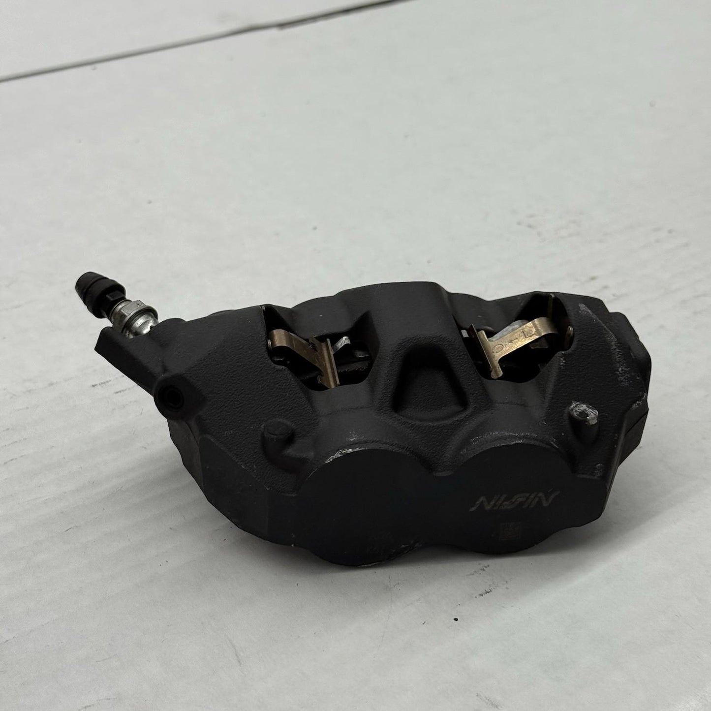 2020 - 2025 BMW S1000RR FRONT BRAKE CALIPERS NISSIN LEFT RIGHT STOCK BLACK