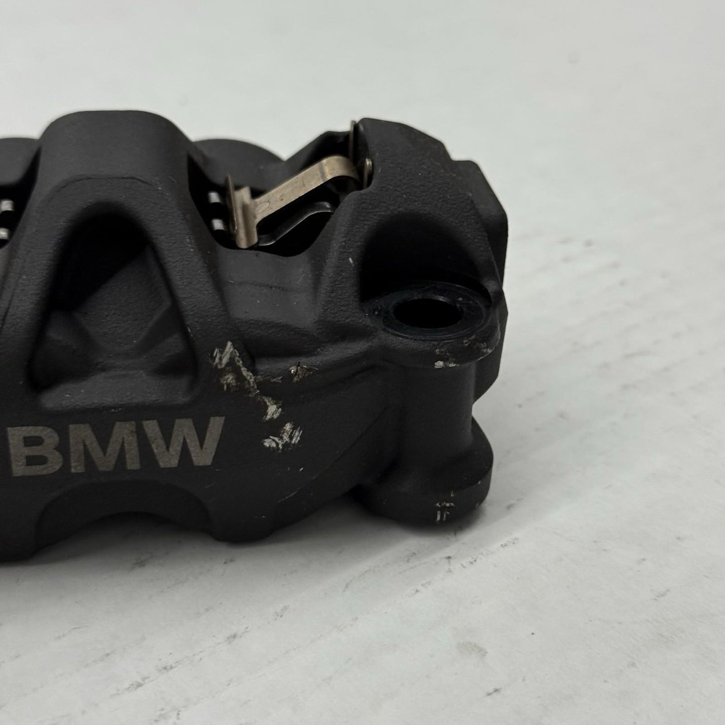 2020 - 2025 BMW S1000RR FRONT BRAKE CALIPERS NISSIN LEFT RIGHT STOCK BLACK