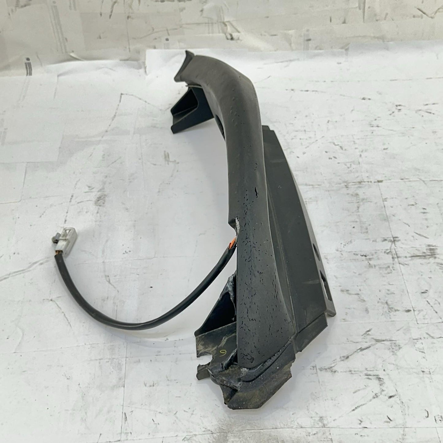 2016 CAN-AM SPYDER RT REAR PASSENGER GRAB HANDLE HEATED LEFT SIDE