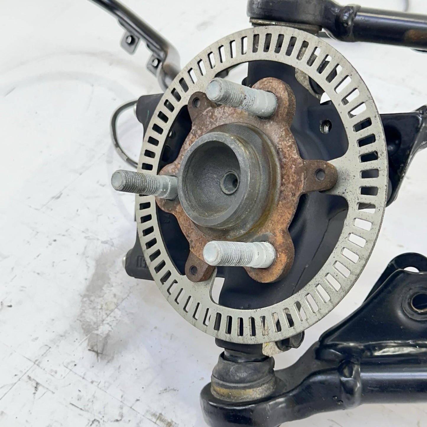 2016 CAN-AM SPYDER RT LEFT SIDE CONTROL ARM WHEEL HUB RIM DRIVE SENSOR