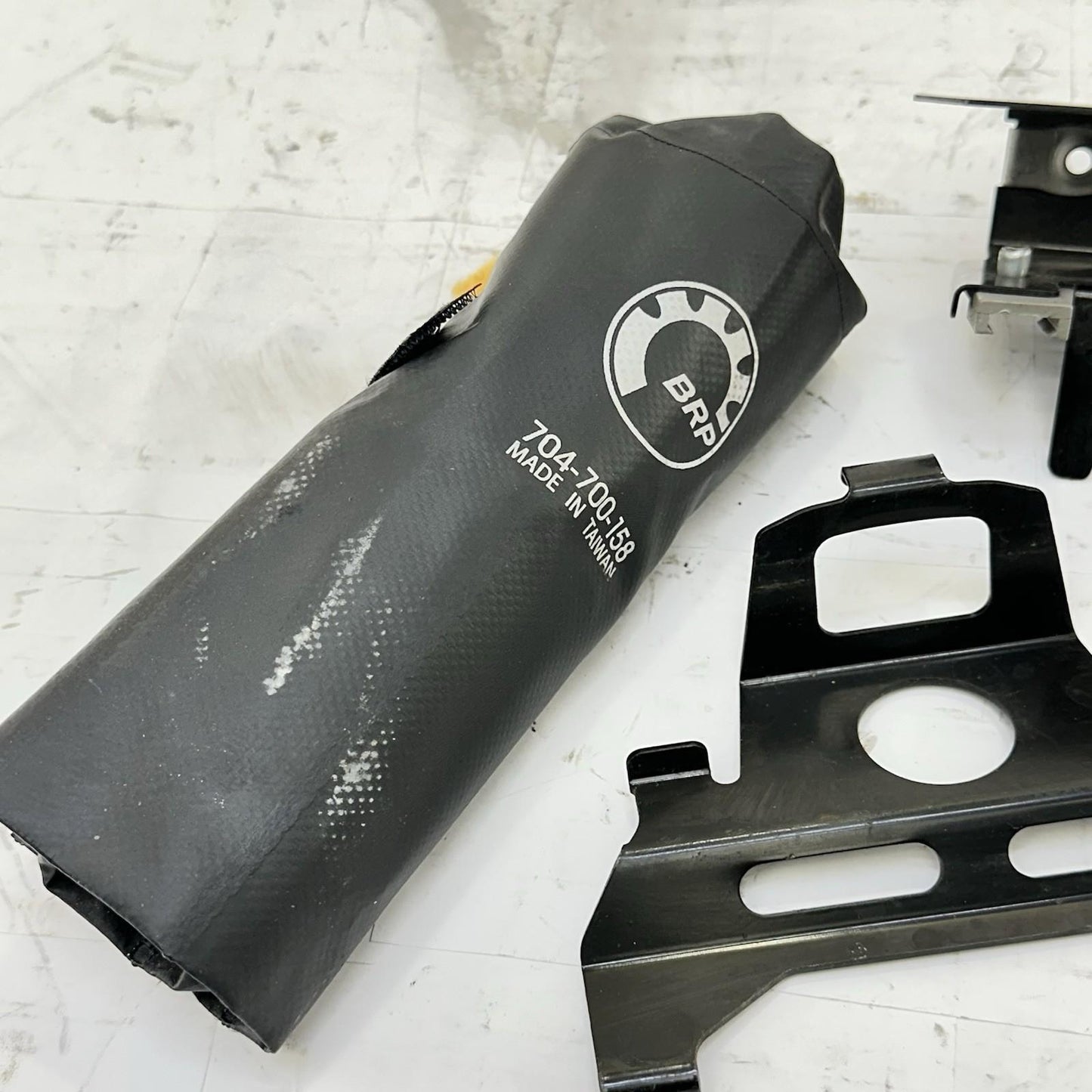 2016 CAN-AM SPYDER RT BRACKETS MOUNTS TOOL KIT HARDWARE MISC PARTS