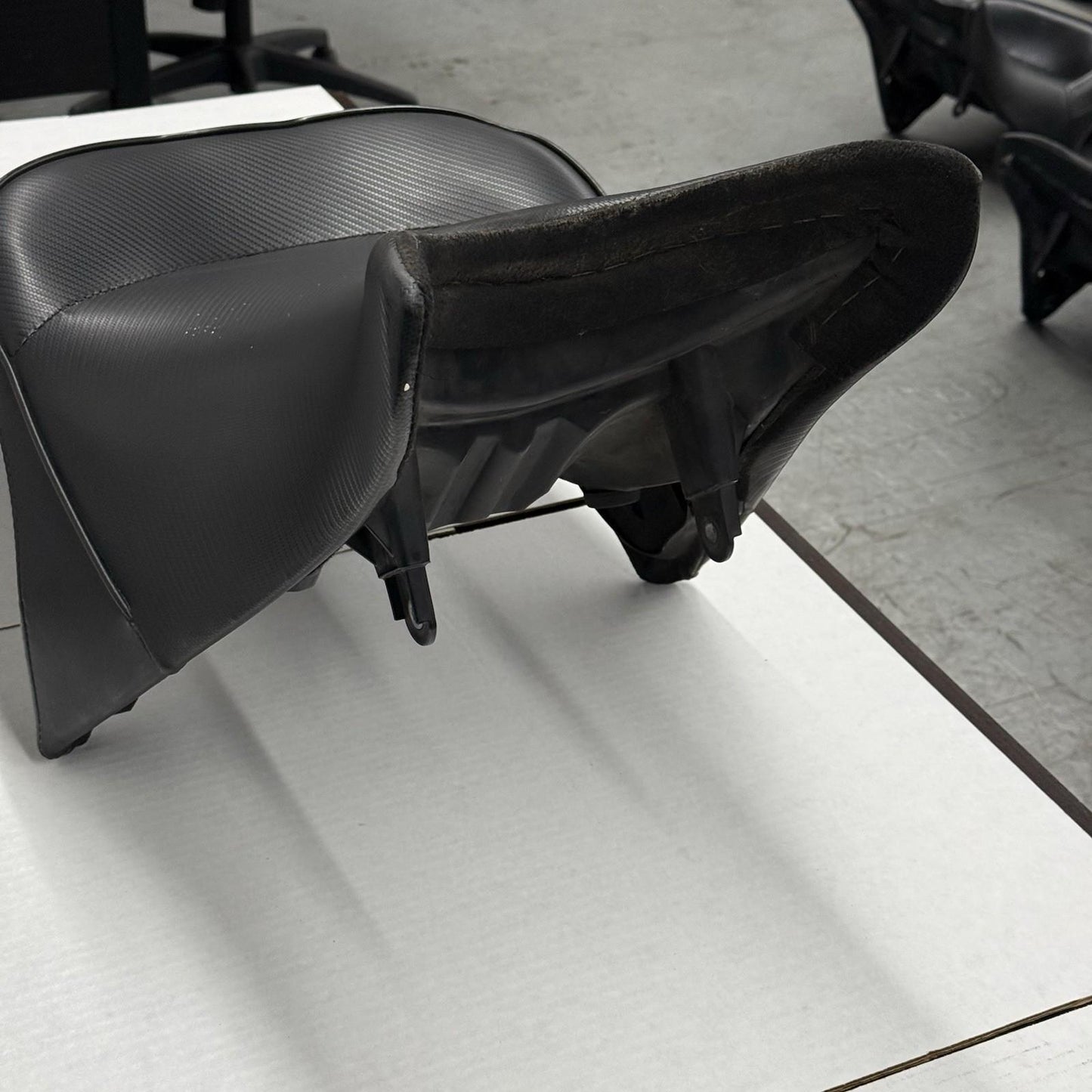 2010 – 2014 Victory Cross Roads SEAT Front Driver Rear Passenger 5438107 BLACK
