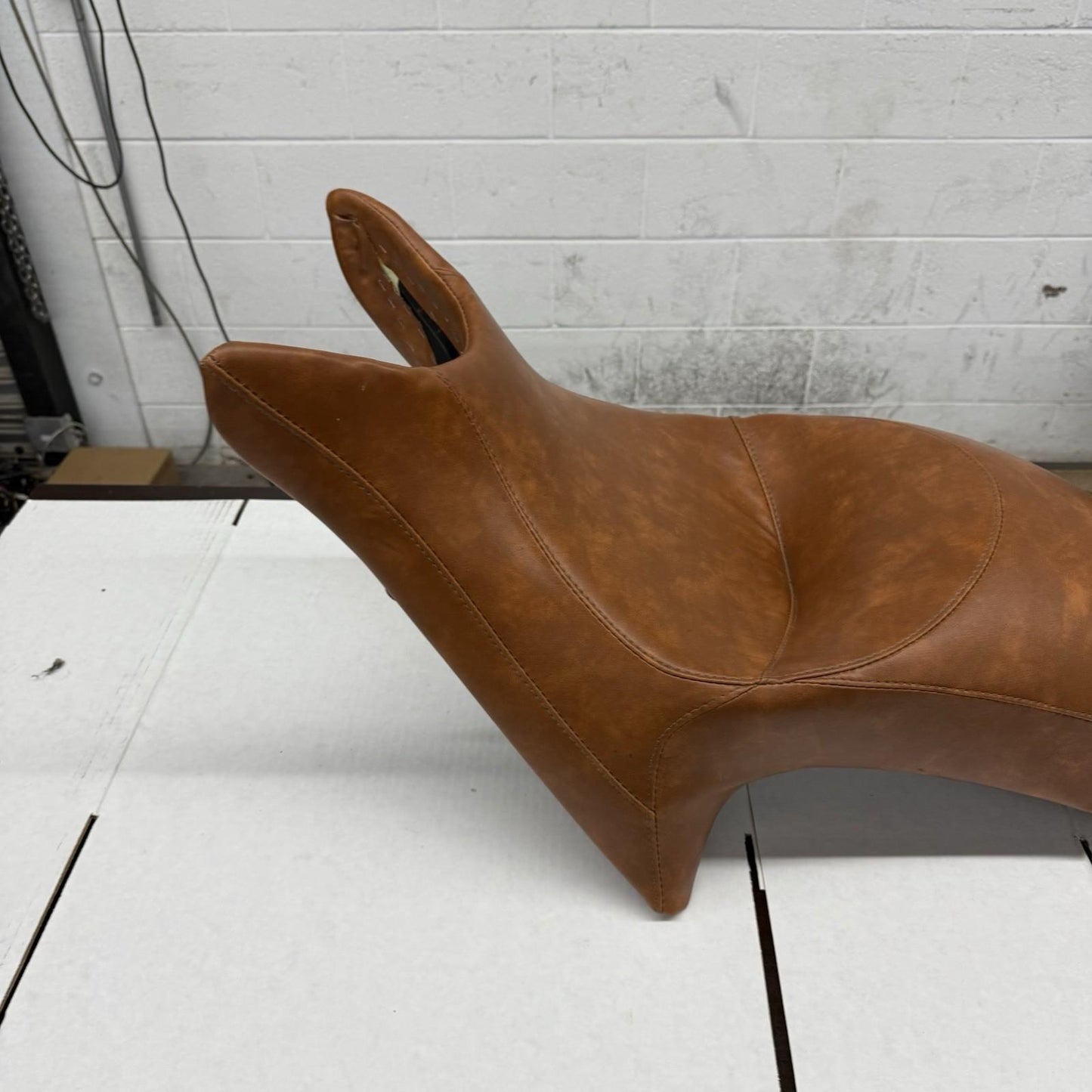 2010 - 2014 VICTORY CROSS COUNTRY SEAT FRONT DRIVER REAR PASSENGER BROWN 5438107