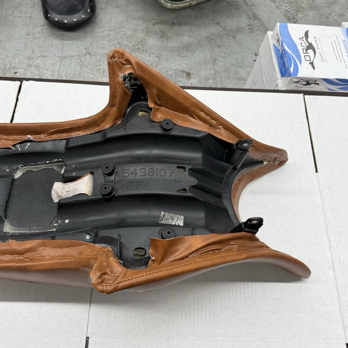 2010 - 2014 VICTORY CROSS COUNTRY SEAT FRONT DRIVER REAR PASSENGER BROWN 5438107