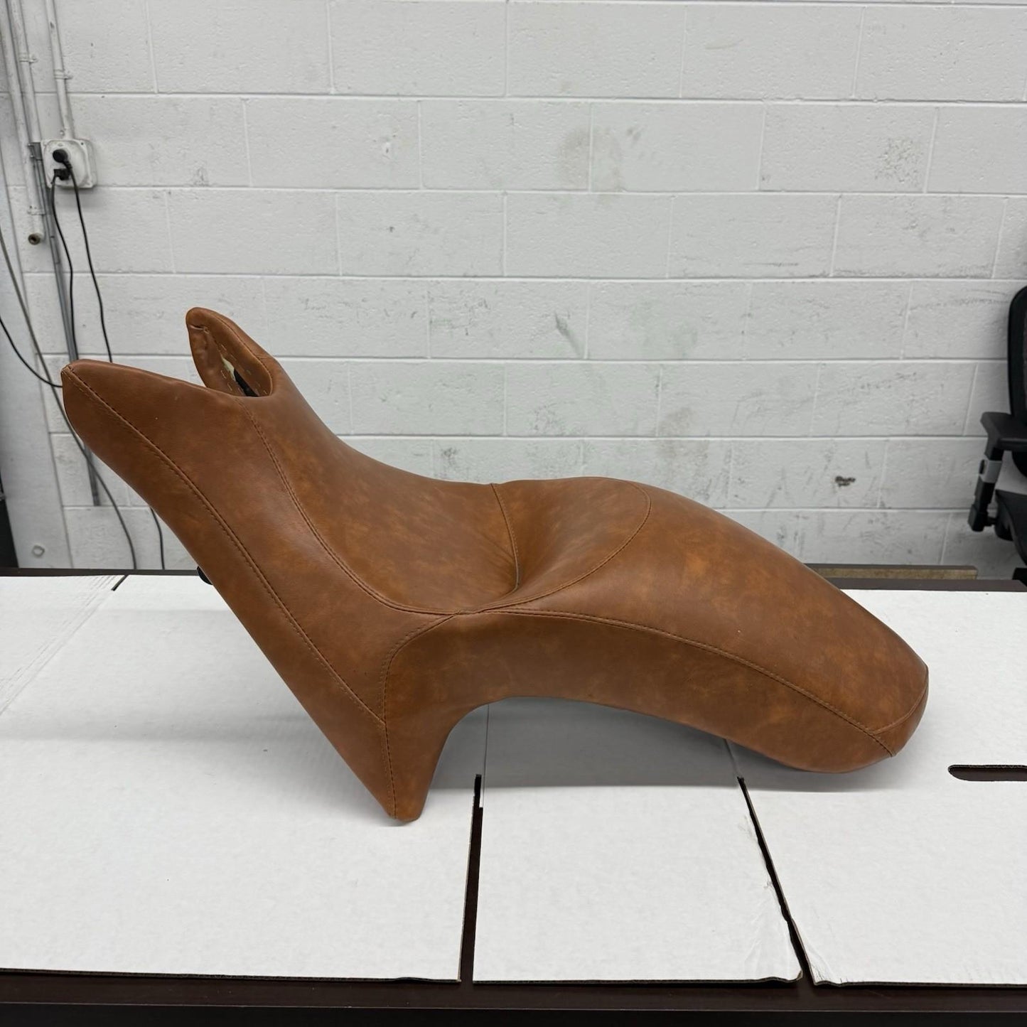 2010 - 2014 VICTORY CROSS COUNTRY SEAT FRONT DRIVER REAR PASSENGER BROWN 5438107