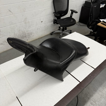 2010 - 2014 VICTORY CROSS COUNTRY SEAT HEATED  FRONT DRIVER REAR BLACK 5438107