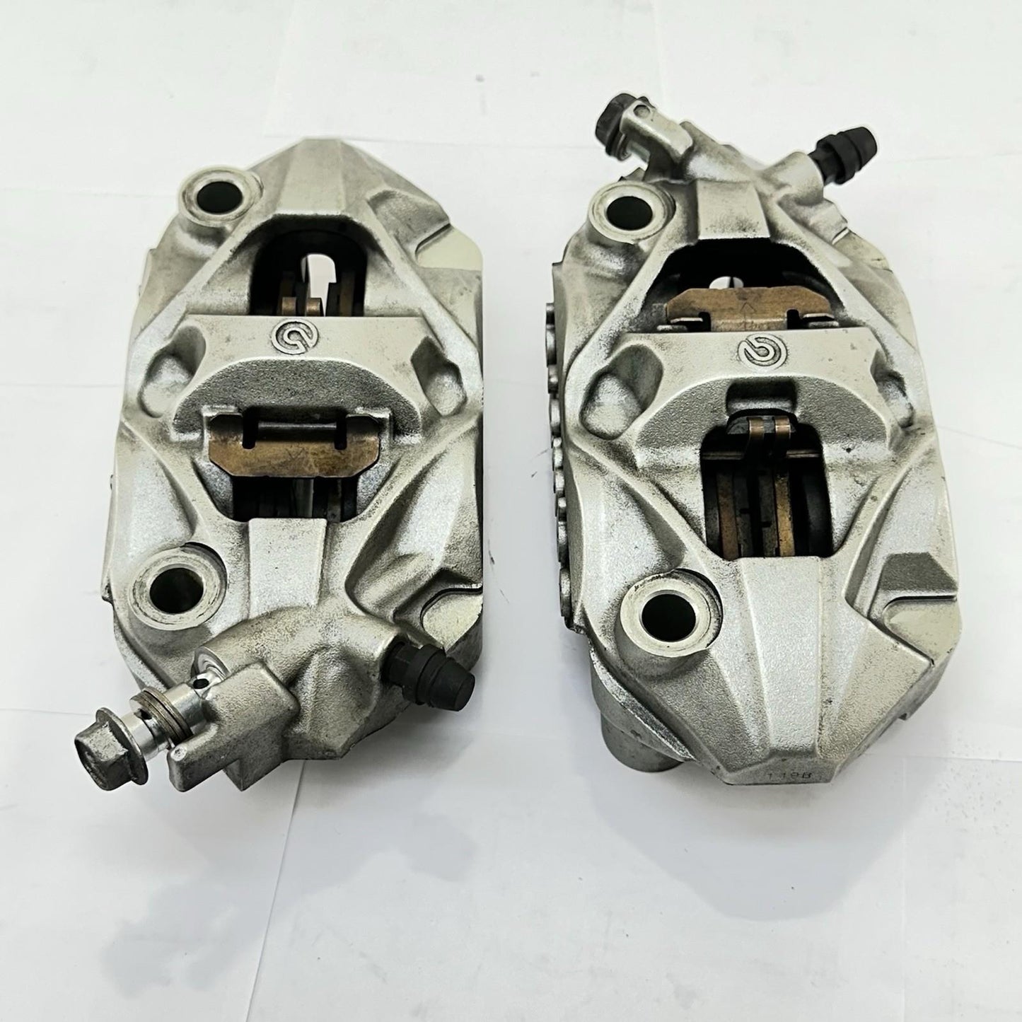2011 - 2026 SUZUKU GSXR 600 GSXR 750 FRONT BRAKE CALIPERS LEFT RIGHT SET PAIR