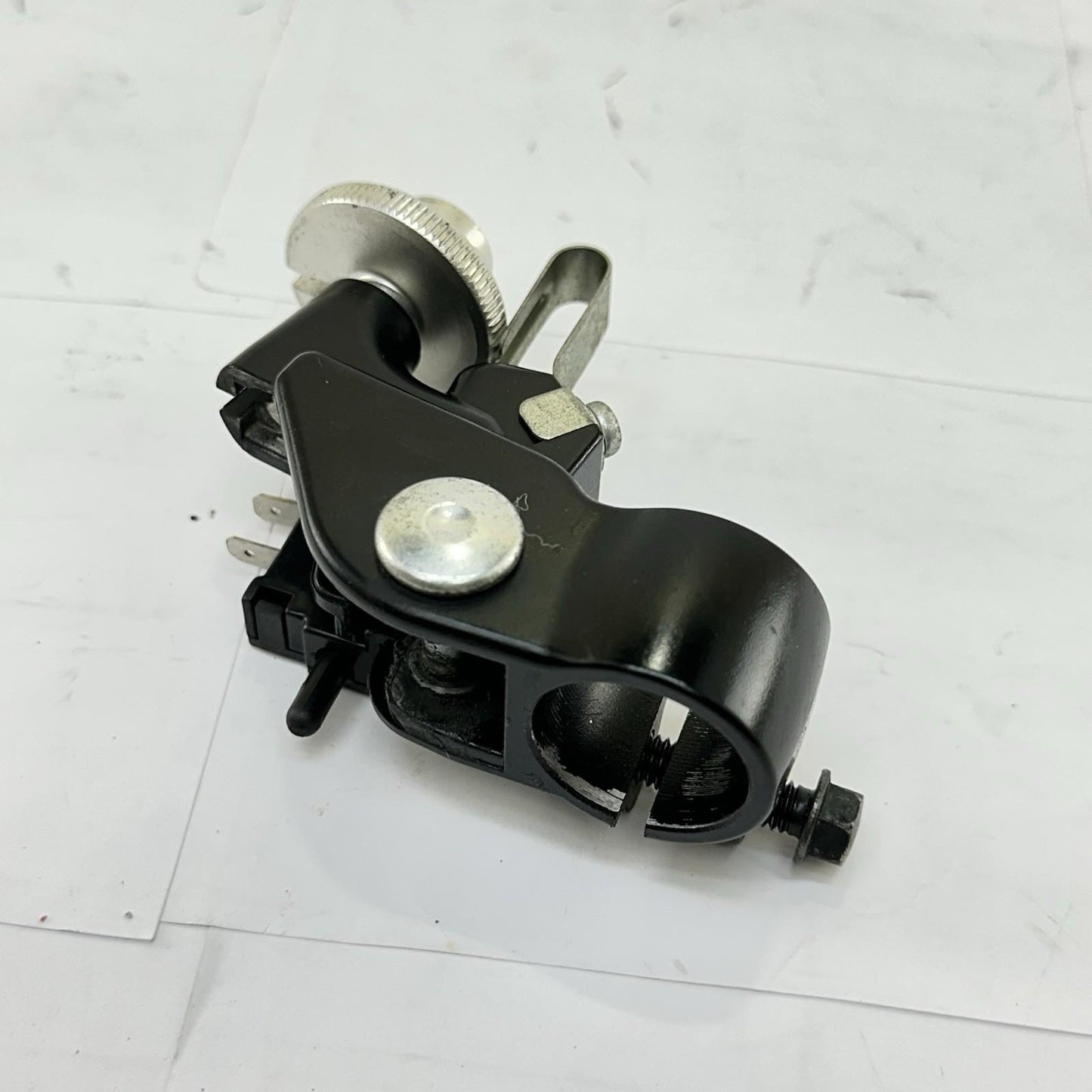 2011 - 2026 SUZUKU GSXR 600 GSXR 750 CLUTCH PERCH LEFT HANDLE LEVER MOUNT