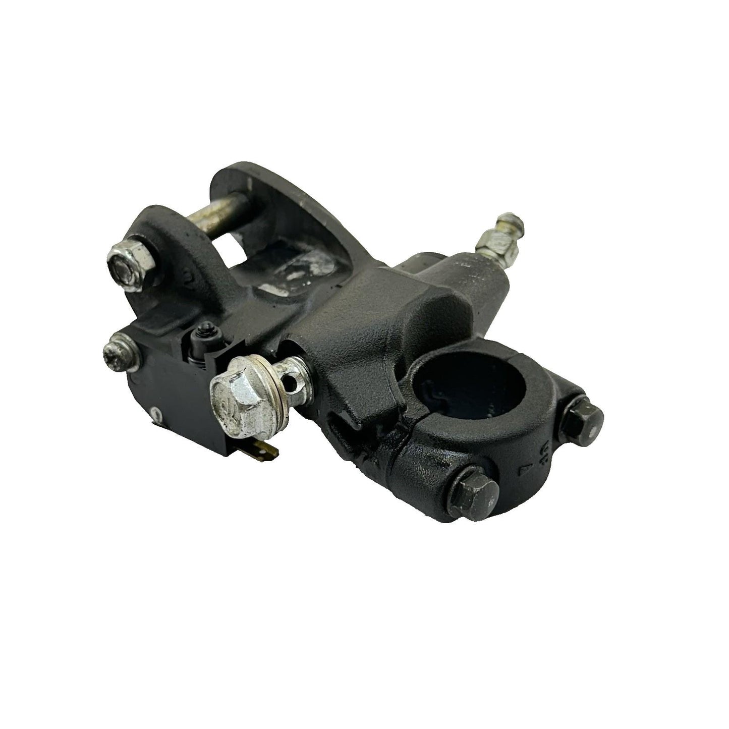 2011 - 2026 SUZUKU GSXR 600 GSXR 750 FRONT BRAKE MASTER CYLINDER RIGHT MOUNT