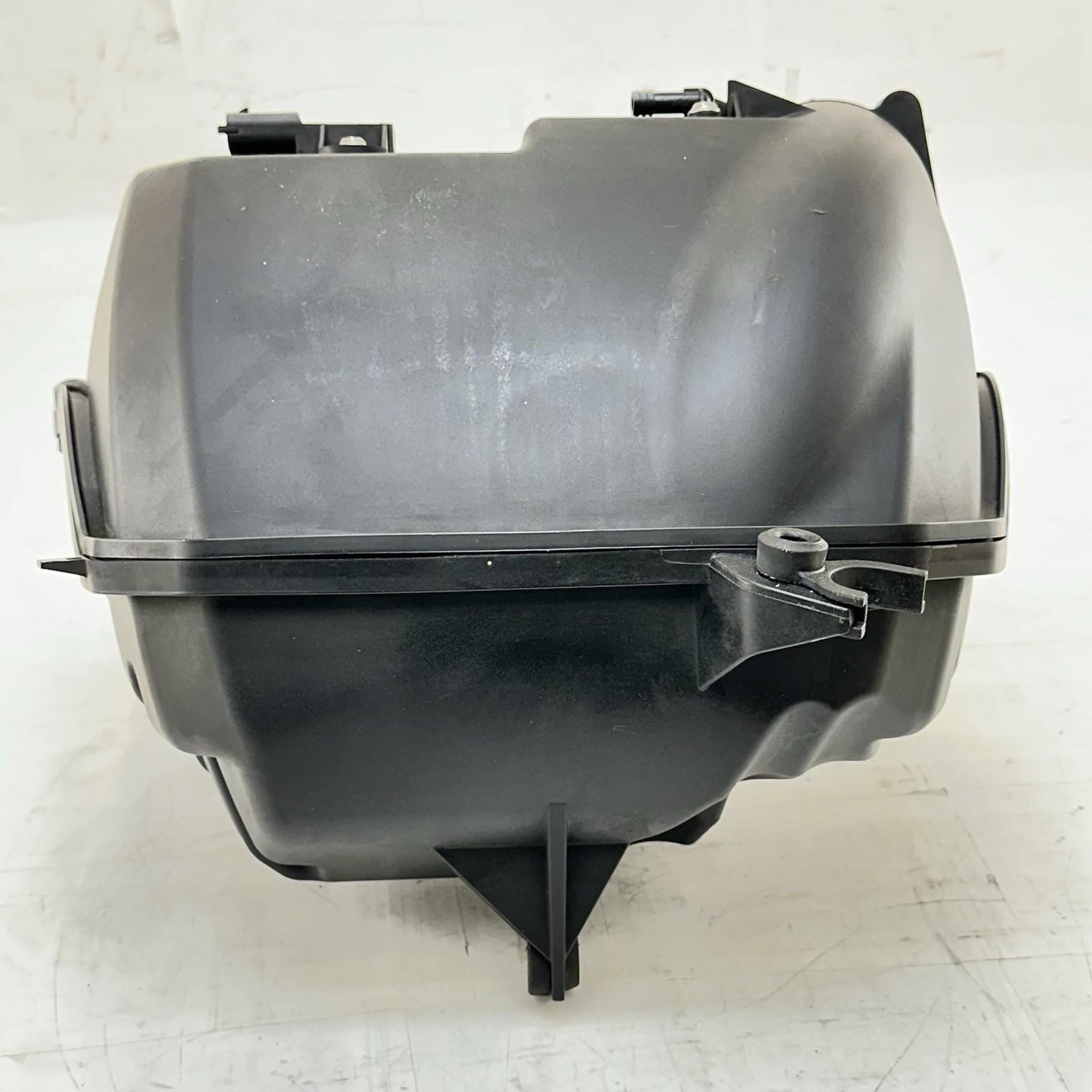 2016 CAN-AM SPYDER RT AIR INTAKE MANIFOLD CLEANER BOX ASSY STOCK