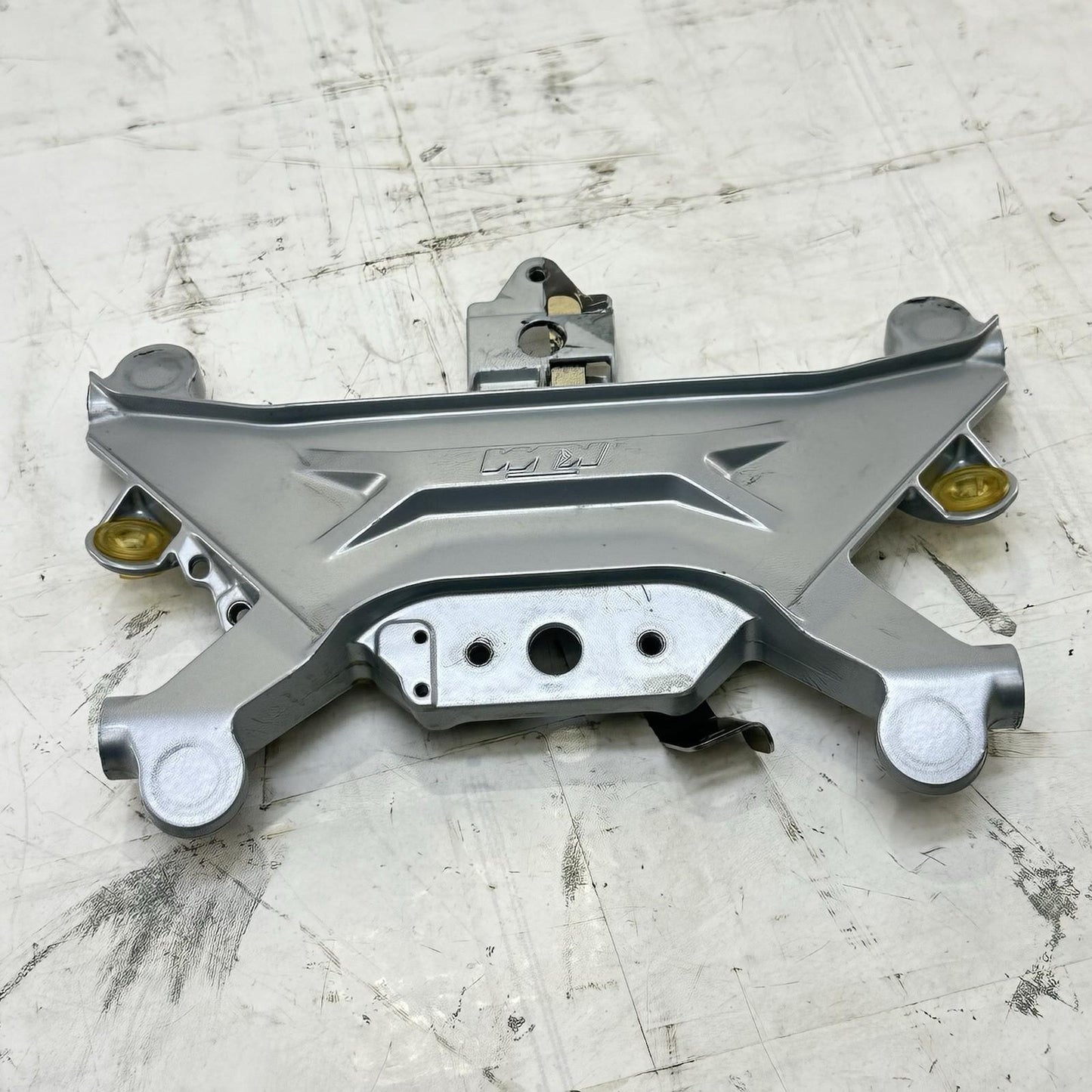2017 - 2019 KTM 1290 SUPER DUKE GT SUBFRAME SEAT BRACKET REAR BACK MOUNT LATCH