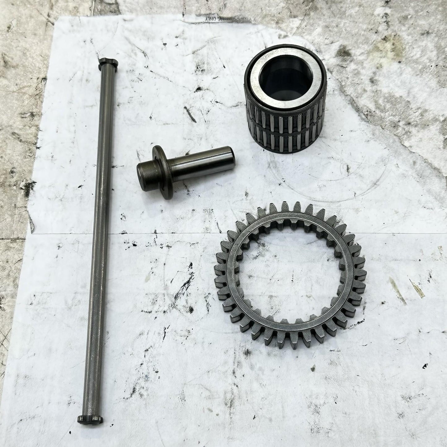 1999 - 2007 SUZUKI HAYABUSA CLUTCH BASCKET PLATES RINGS DISC COMPLETE SET STOCK