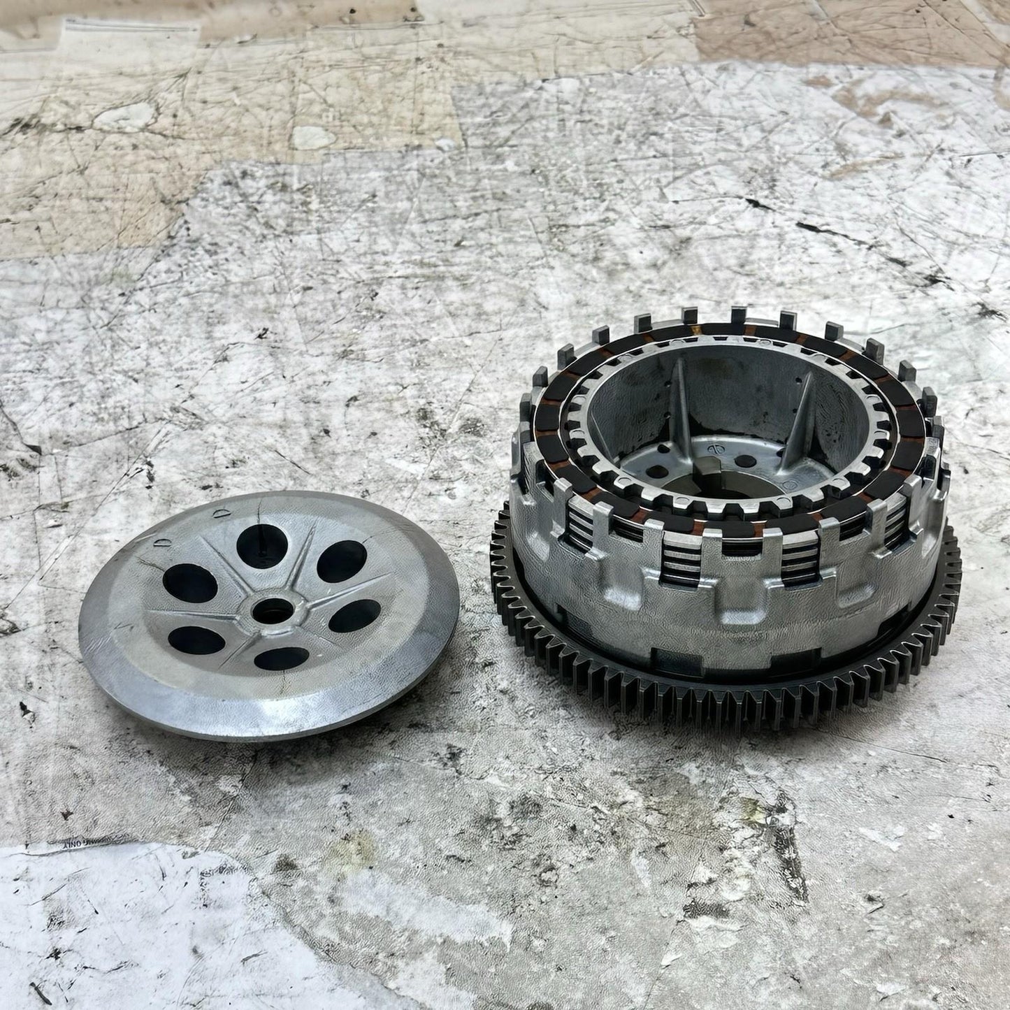 1999 - 2007 SUZUKI HAYABUSA CLUTCH BASCKET PLATES RINGS DISC COMPLETE SET STOCK