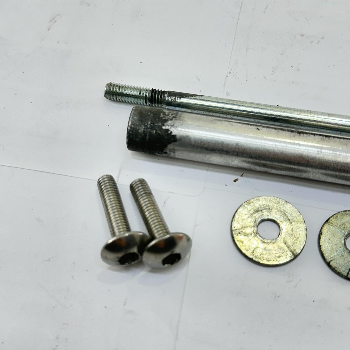 2011 - 2026 SUZUKU GSXR 600 GSXR 750 FUEL GAS TANK BOLTS HARDWARE MOUNTING