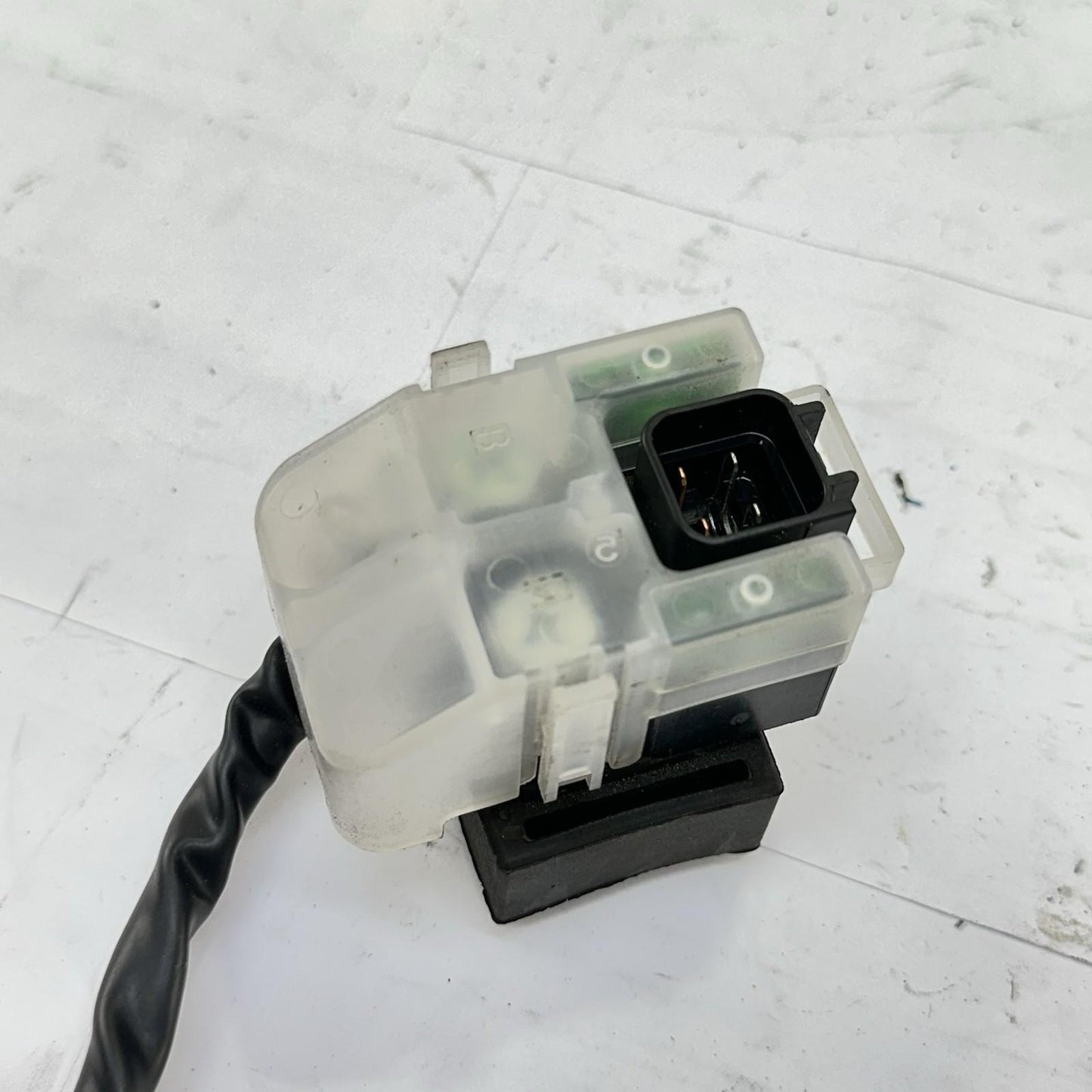 2011 - 2026 SUZUKU GSXR 600 GSXR 750 STARTER RELAY FUSE ENGINE MOTOR STOCK