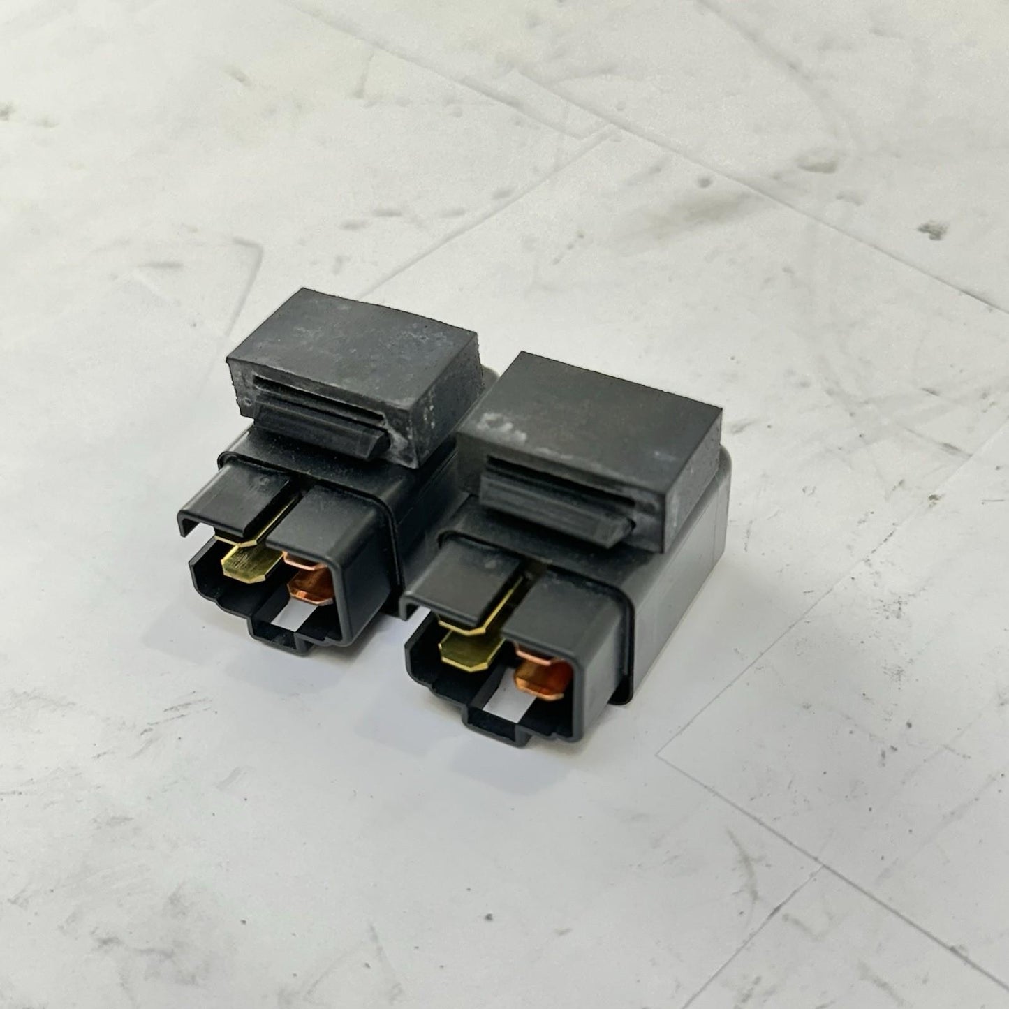 2011 - 2026 SUZUKU GSXR 600 GSXR 750 RELAYS SWITCHES PAIR STOCK OEM