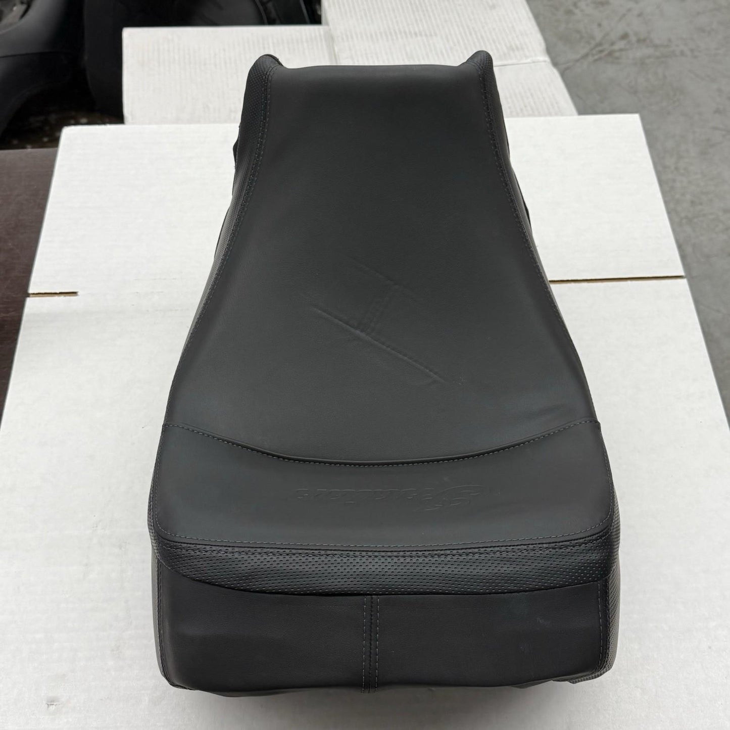 Indian Challenger Stock Rider Seat, 2688651-VBA