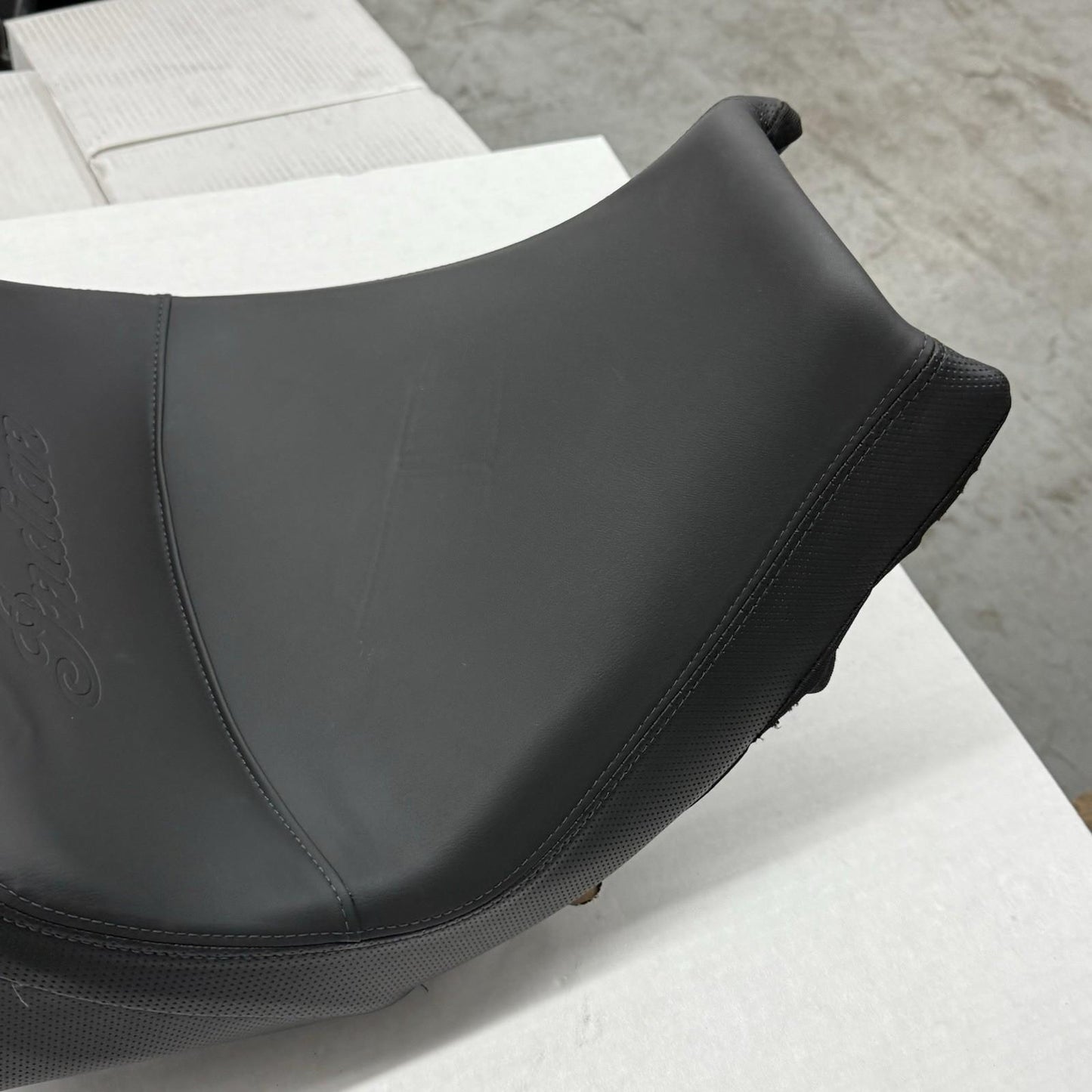 Indian Challenger Stock Rider Seat, 2688651-VBA