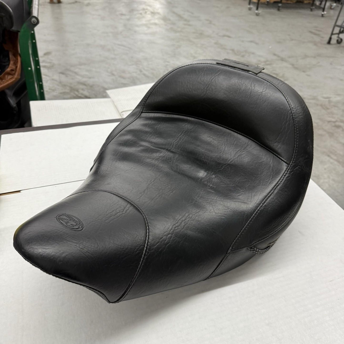 2014 - 2020 Indian WIDO SOLO DRIVER SEAT BLACK LEATHER 75360